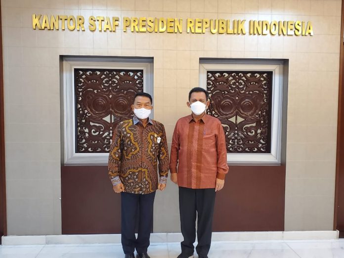 Gubernur Kepri Ansar Ahmad Bersama Kepala Staff ke Presidenan Muldoko Gubernur Kepri Ansar Ahmad Bersama Kepala Staff ke Presidenan Muldoko