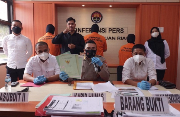 Polda Kepri Amankan Tiga Tersangka Money Laundering